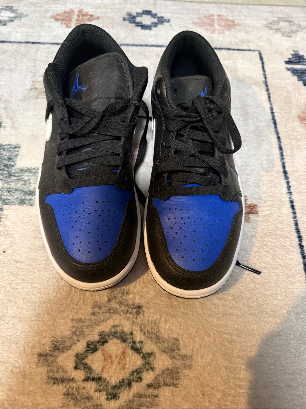 Jordan Low-Top Sneakers - Black & Blue